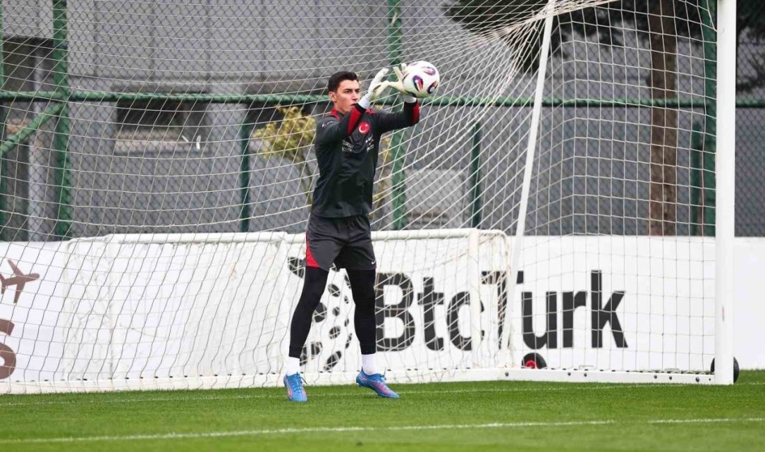 Türkiye Futbol Federasyonu, milli kaleci Berke Özer’in, Bulgaristan maçı sonrasında