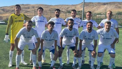 Tomarza Belediyespor; deplasmanda rakibi Yeşilspor’u 4-2 mağlup ederek lider olarak