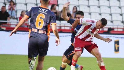 Trendyol Süper Lig’in 10. haftasında Antalyaspor sahasında karşılaştığı RAMS Başakşehir’e