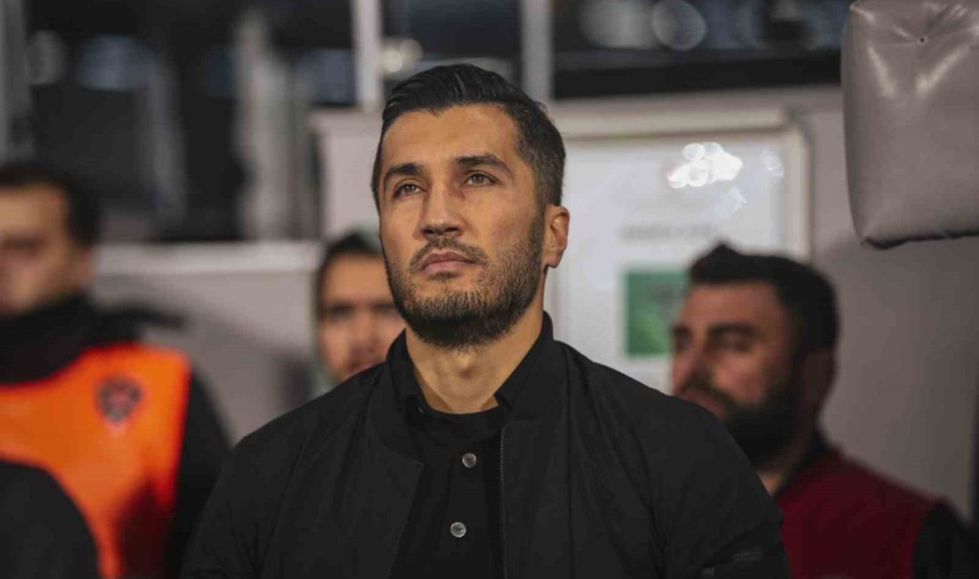 Trendyol Süper Lig’in 3. hafta erteleme maçında Çaykur Rizespor, Başakşehir’i