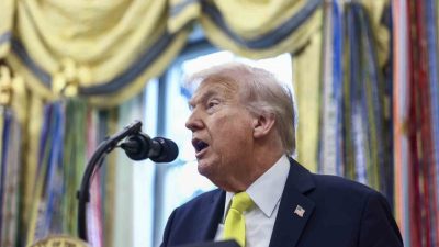 ABD Başkanı Donald Trump, ABD Merkezi İstihbarat Teşkilatına (CIA), “uyuşturucuyla