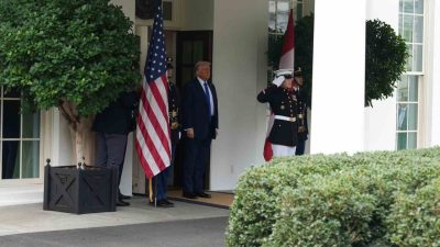 ABD Başkanı Donald Trump, İsrail ve Hamas arasında dün Mısır’da