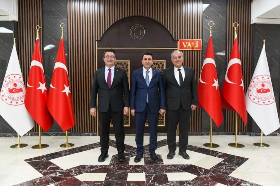 İzmir Yüksek Teknoloji Enstitüsü, Teknopark İzmir ve Munzur Üniversitesi İş