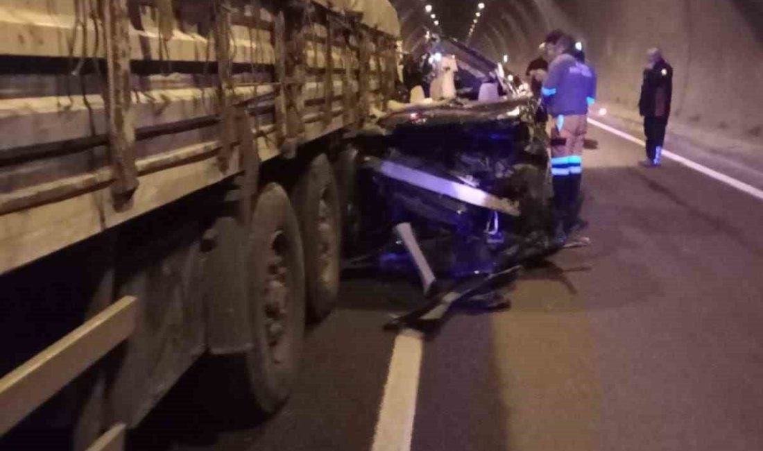 Tünelde trafik kazası: 1 ölü, 4 yaralı Kahramanmaraş’ta tünelde meydana gelen trafik kazasında 1 kişi öldü, 4