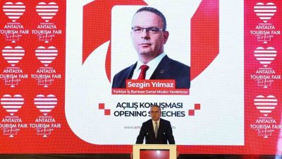 Antalya Turizm Fuarı’nın açılışında konuşan İş Bankası Genel Müdür Yardımcısı