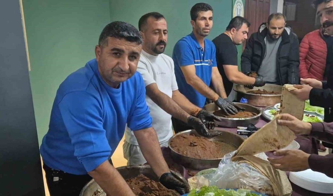 Türkiye gol yağdırdı, galibiyeti acıyla kutladılar Türkiye’nin Gürcistan karşısında aldığı galibiyet Tekirdağ’da farklı bir coşkuyla kutlandı.