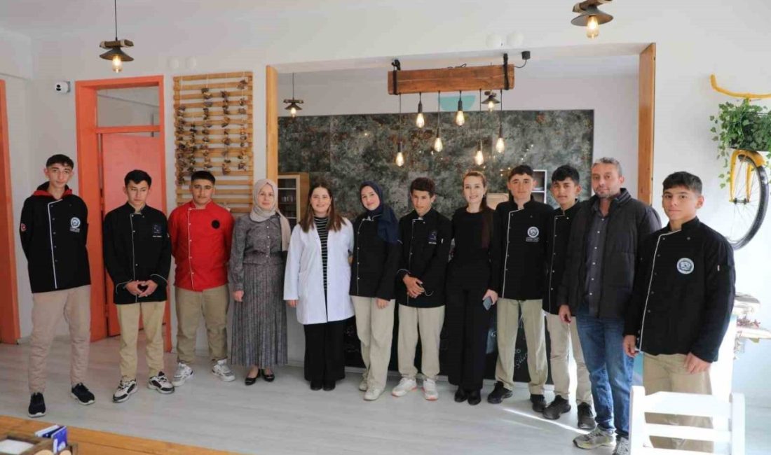 Ağrı’nın Eleşkirt ilçesindeki Mesleki ve Teknik Anadolu Lisesi Yiyecek ve