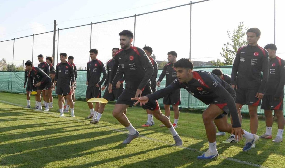 Ümit Milli Futbol Takımı, cuma günü Litvanya ile oynayacağı 2027