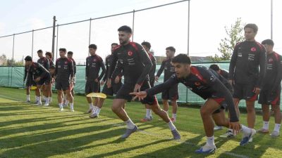 Ümit Milli Futbol Takımı, cuma günü Litvanya ile oynayacağı 2027