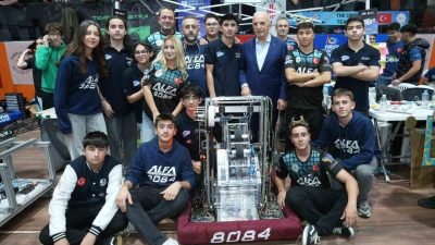 Ümraniye Belediyesi’nin ev sahipliğinde bu yıl ikincisi düzenlenen Ümraniye Robot