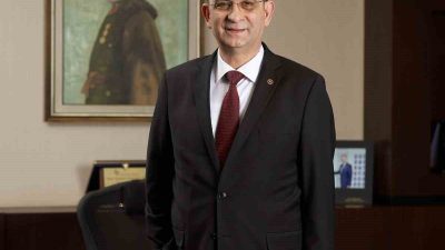 Gaziantep Sanayi Odası (GSO) Yönetim Kurulu Başkanı Adnan Ünverdi, Gaziantep’te