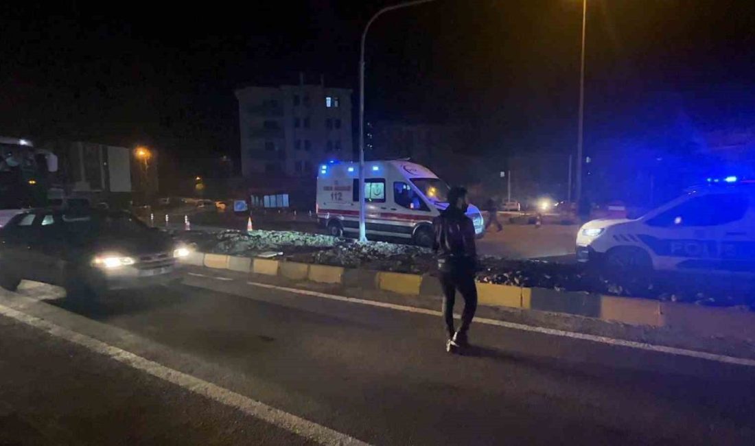 Uygulama yapan polise, araç çarptı Bartın’da uygulama yapan sivil polise otomobil çarptı. Yaralanan polis hastaneye