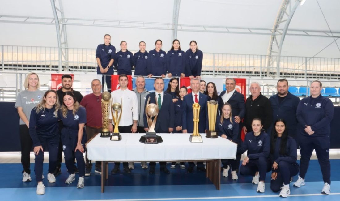 Bodrum’un gururu “Denizin Kızları”, Avrupa mücadelesi öncesi önemli bir ziyaretle