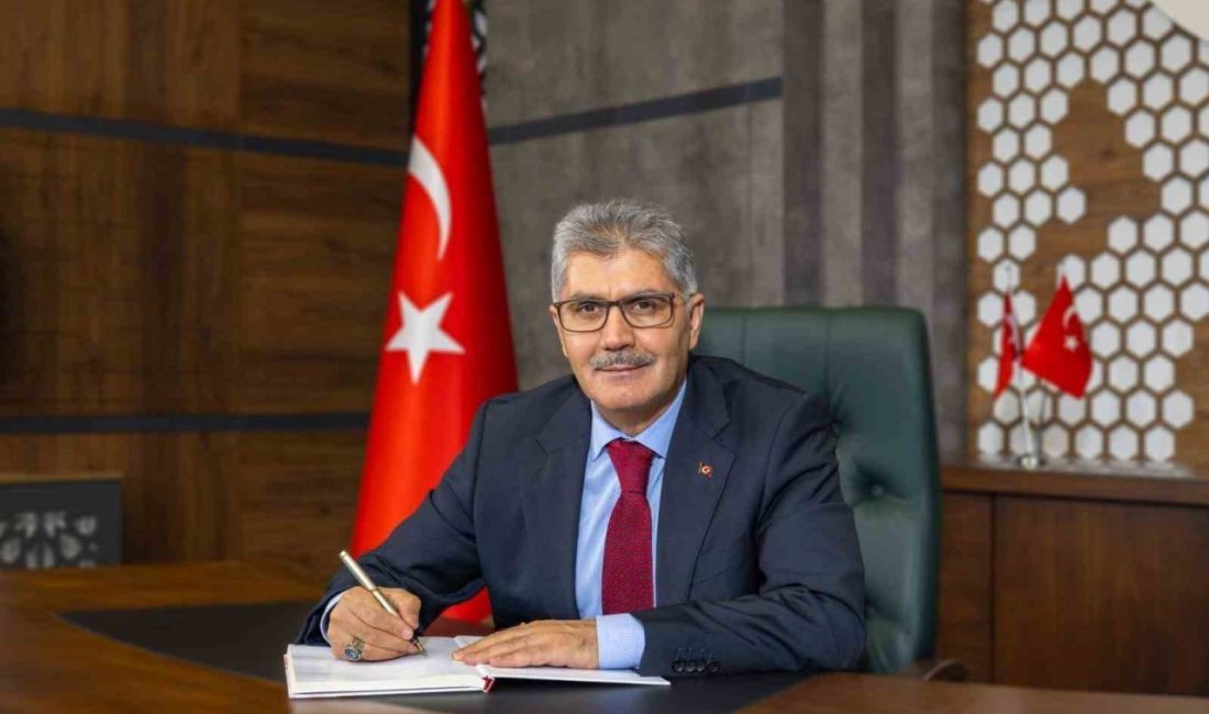 Niğde Valisi Cahit Çelik, 29 Ekim Cumhuriyet Bayramı dolayısıyla yayımladığı