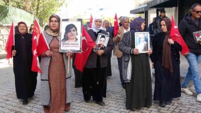 Terör örgütü PKK tarafından çocukları dağa kaçırılan ailelerin başlattığı evlat