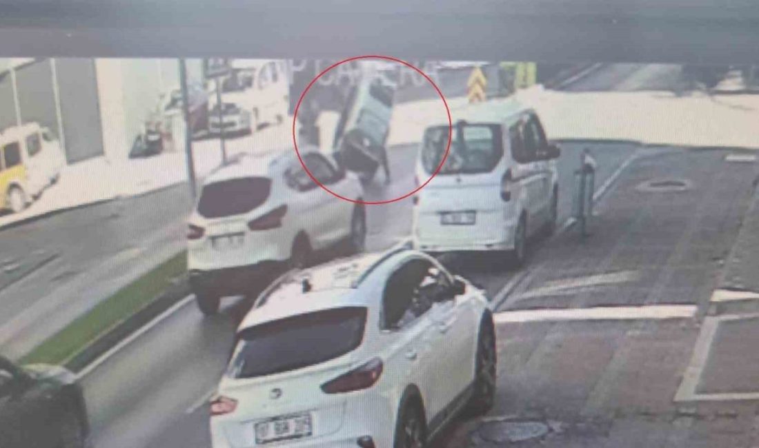 Antalya’nın Manavgat ilçesinde seyir halindeki 3 tekerlekli elektrikli bisikletin devrilmesi