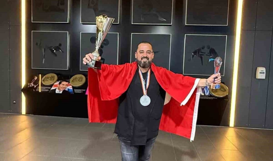 Yahya Gözmek, kuaförlük yarışmasında dünya ikincisi oldu Diyarbakır Esnaf ve Sanatkarlar Odasına (DESOB) bağlı Berberler ve Kuaförler