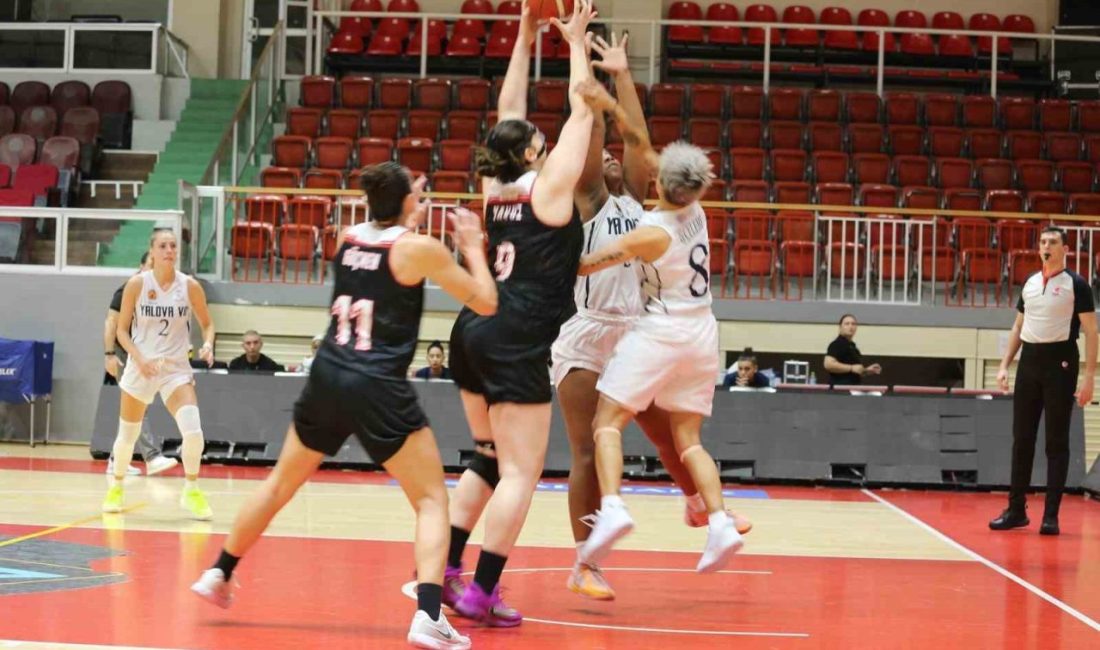 Halkbank Türkiye Kadınlar Basketbol Ligi (TKBL) 2025-2026 sezonu mücadelesinde Yalova