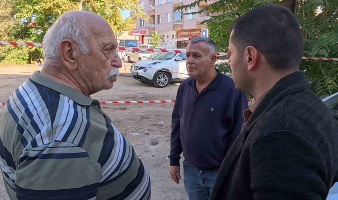 Yaşlı adamın park yerini unuttuğu aracını polis 2 dakikada buldu Aksaray’da aracını park ettiğini düşündüğü yerde bulamayan yaşlı adamın aracı,