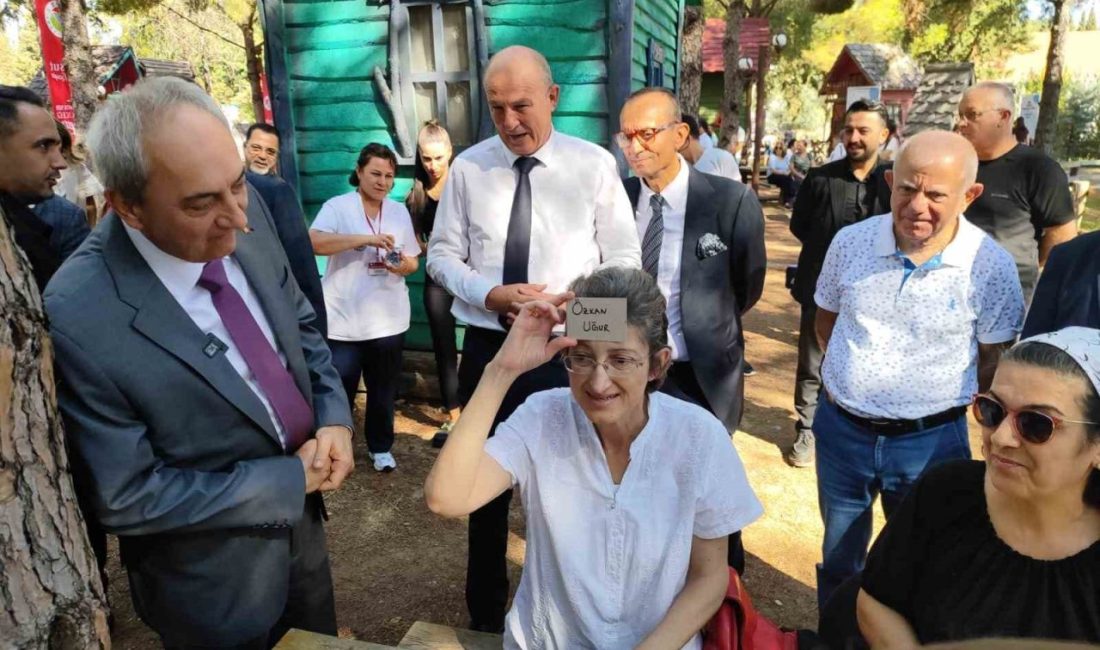 Kepez Belediyesi tarafından ’Yaşlı Dostu Kepez’ projesi kapsamında 1 Ekim