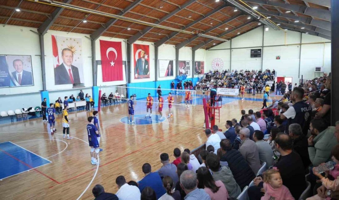 Voleybol Federasyonu 2. Lig’de mücadele eden Yenişehir Belediyespor Takımı, 5