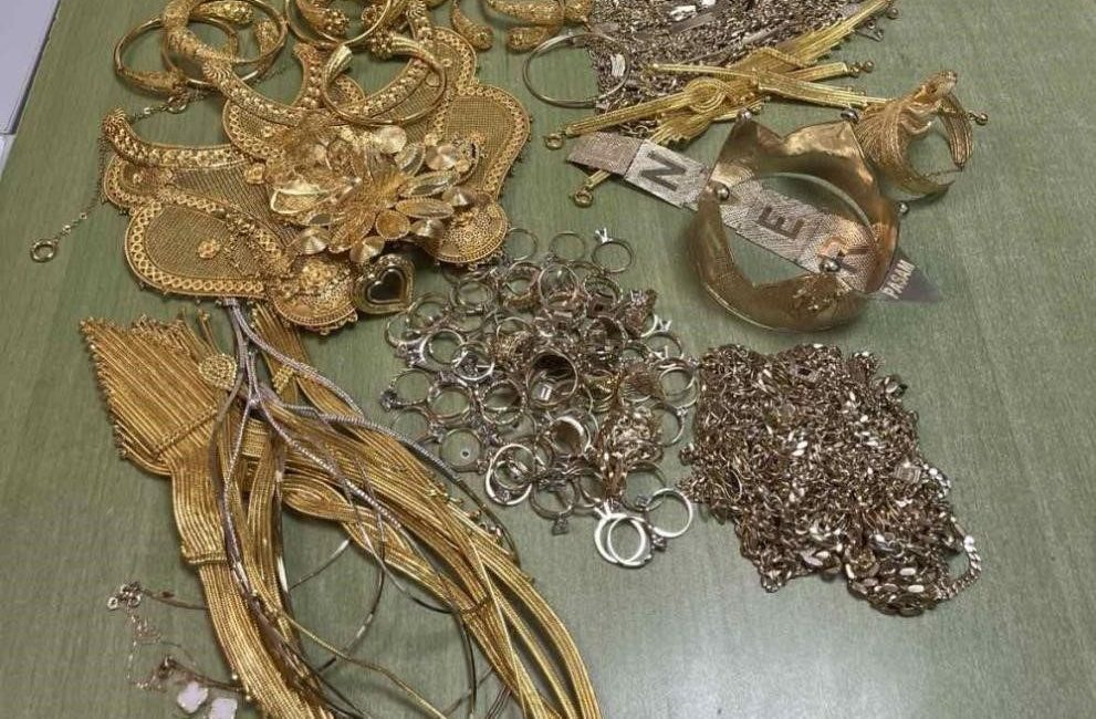 Edirne’den çıkış yapan bir yolcu otobüsünde, yoğurt kovasına gizlenmiş 1