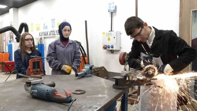 Yükseköğretim Kurulu (YÖK) Başkanı Erol Özvar, “Staj konusunda birinci önceliğimiz