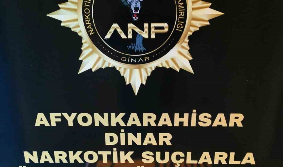 Afyonkarahisar’da polis tarafından durdurulan yolcu otobüsünde 11 adet peçeteye emdirilmiş