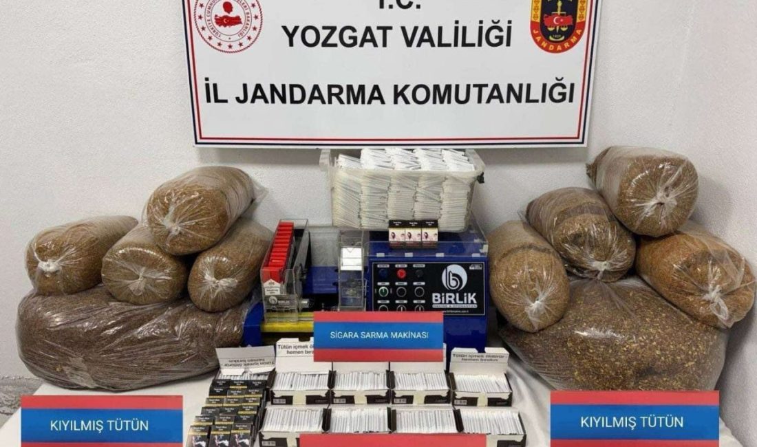 Yozgat’ın Akdağmadeni ilçesinde Jandarma ekiplerinin düzenlediği operasyonda kaçak tütün mamulleri