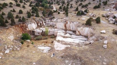Türkiye’nin önemli mermer rezervleri arasında gösterilen Yozgat’ın Çayıralan ilçesi Akdağ