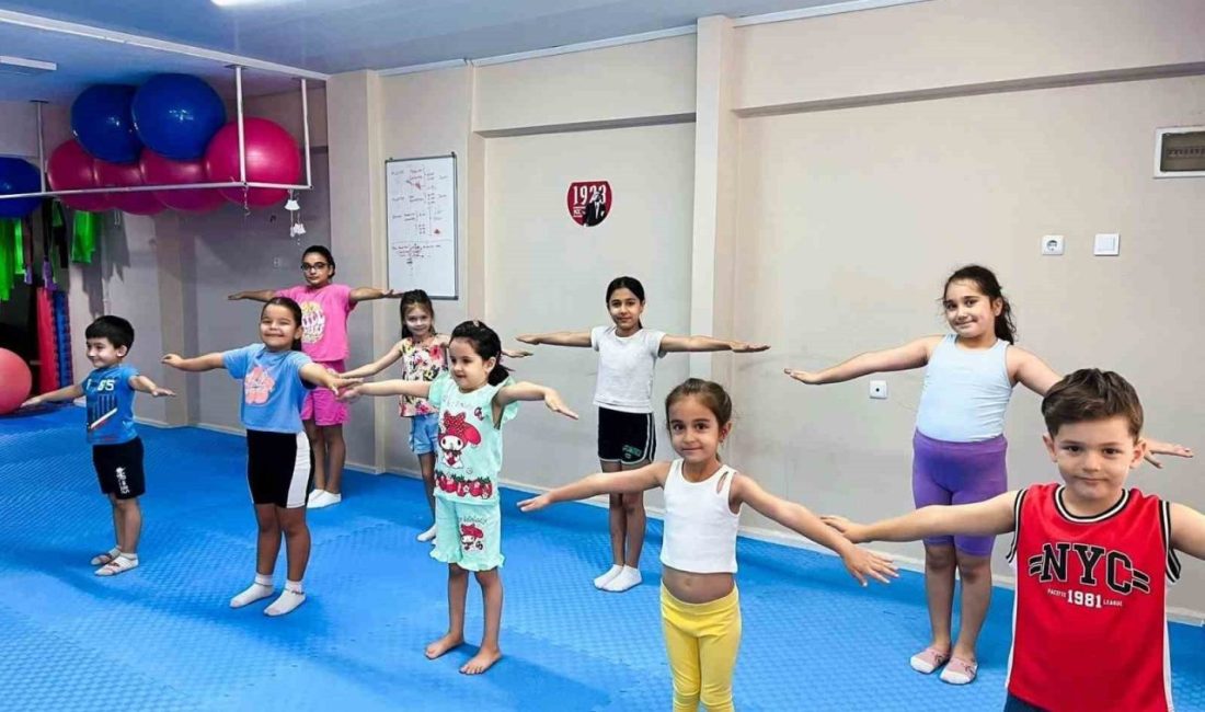 Yunusemre Belediyespor’un Kış Spor Okulu kayıtları başladı. Futbol, yüzme, voleybol