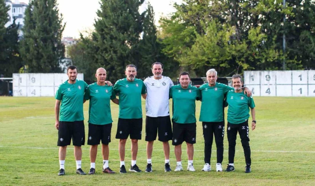 Altay’ın yeni teknik direktörü Yusuf Şimşek, siyah-beyazlıların başında çıktığı 3