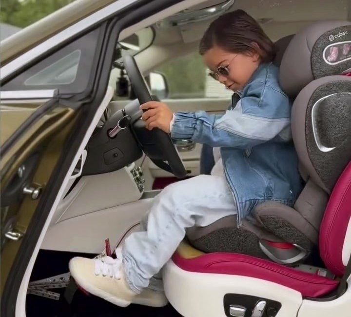 Kullandığı araçlarla adından sıkça söz ettiren Kenan Sofuoğlu’nun 6 yaşındaki