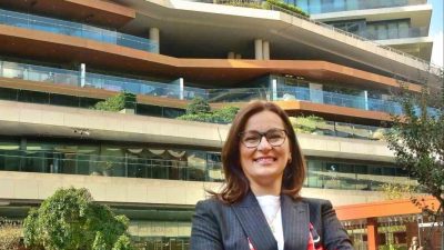 Özge Şahin, Zorlu Alışveriş Merkezi Genel Müdür Yardımcılığı görevine getirildi.